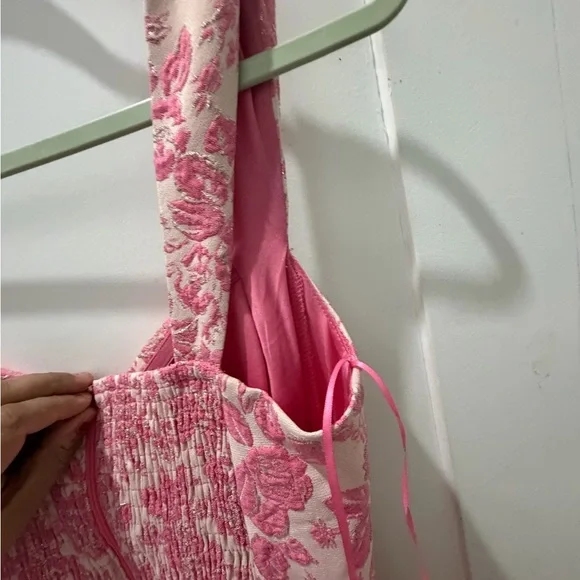 Windsor Pink and Cream Floral Dress - Picture 8 of 10